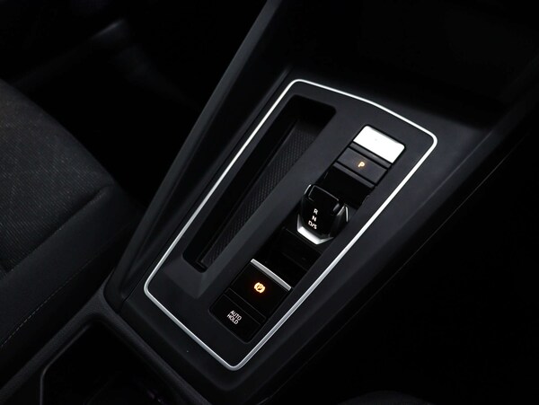 Used Volkswagen Golf 2021 for sale - 75273150: Photo 32