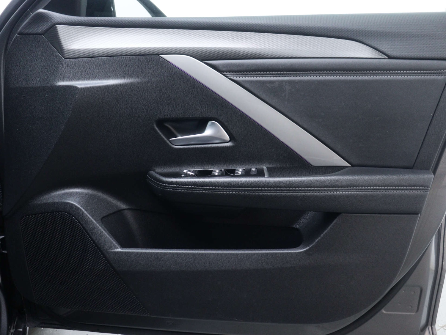 Used Vauxhall Astra 2023 for sale - 76894441: Photo 46