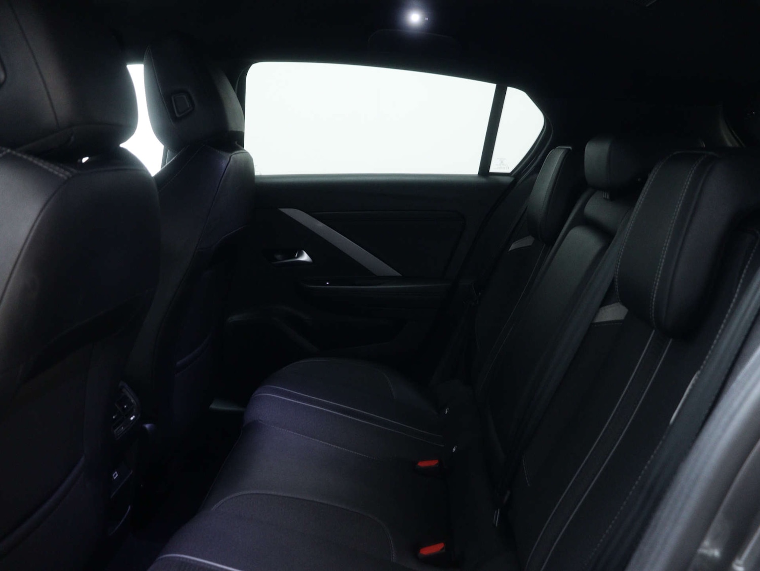 Used Vauxhall Astra 2023 for sale - 76894441: Photo 51