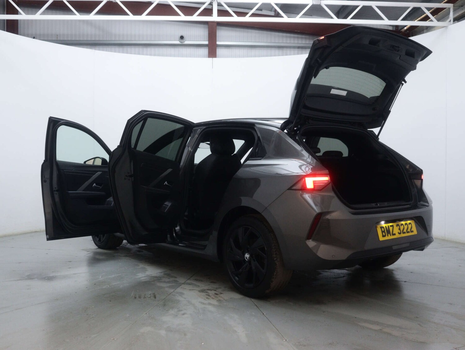 Used Vauxhall Astra 2023 for sale - 76894441: Photo 58