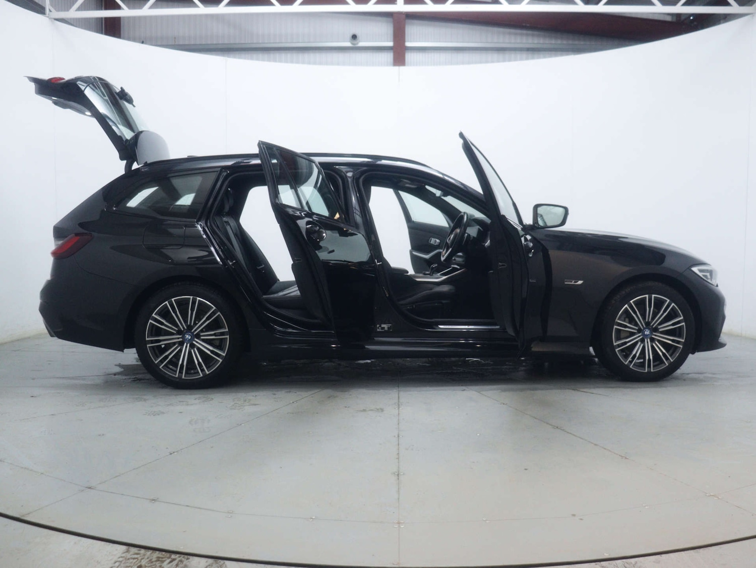 Used BMW 3 Series 2022 for sale - 77490224: Photo 64