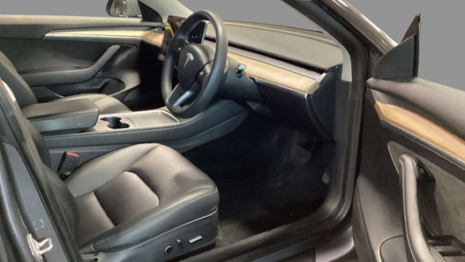 Used Tesla Model 3 2021 for sale - 77261379: Photo 10