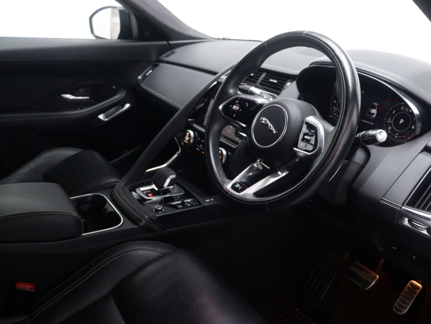 Used Jaguar E-Pace 2021 for sale - 76148232: Photo 43