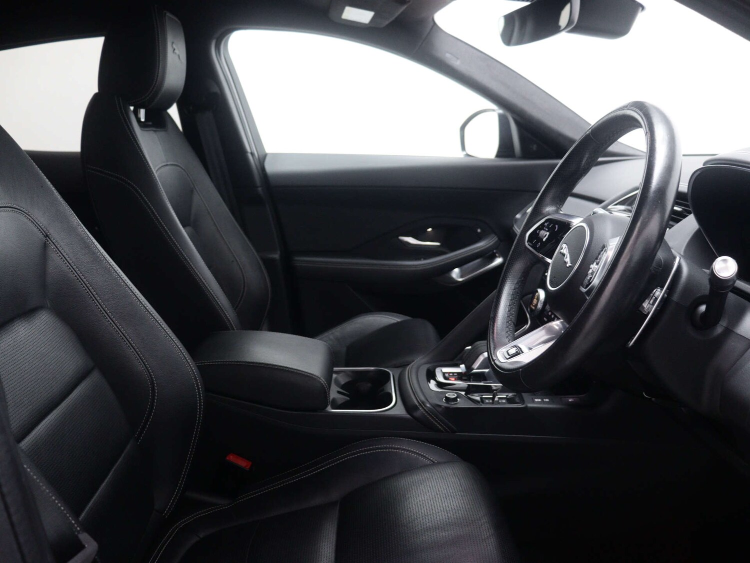 Used Jaguar E-Pace 2021 for sale - 76148232: Photo 44