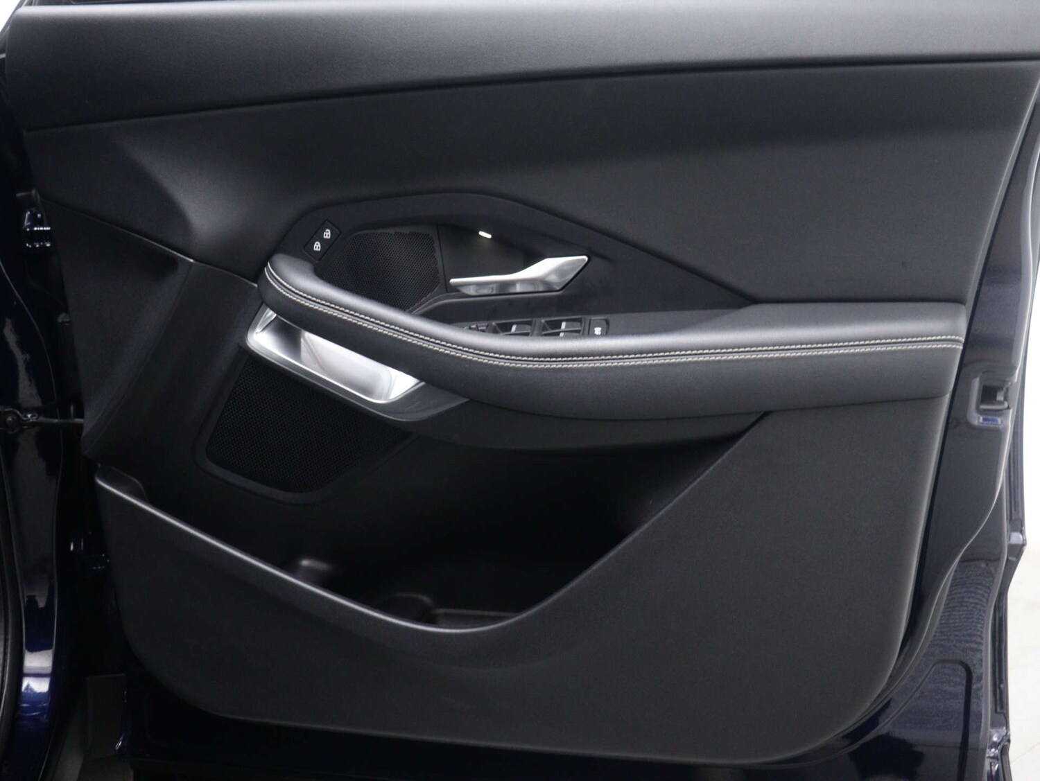 Used Jaguar E-Pace 2021 for sale - 76148232: Photo 46