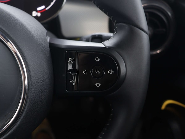 Used MINI Hatch 2023 for sale - 75391526: Photo 31