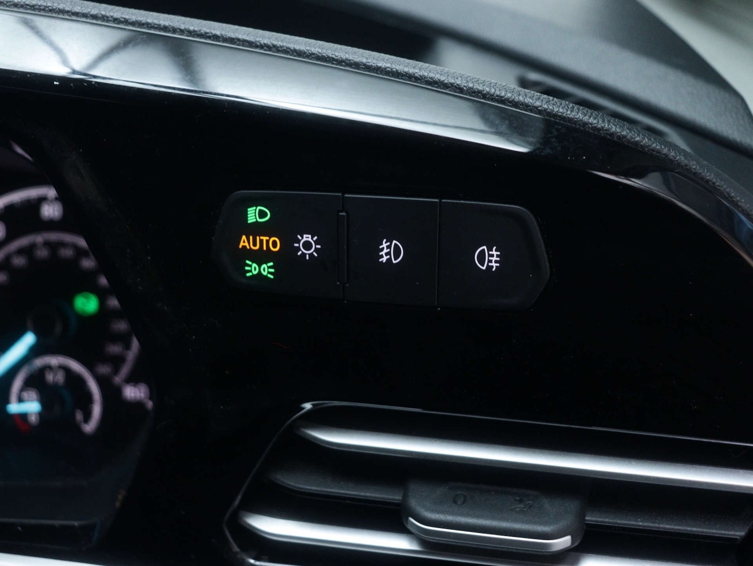 Used Ford Grand Tourneo Connect 2022 for sale - 76894447: Photo 39