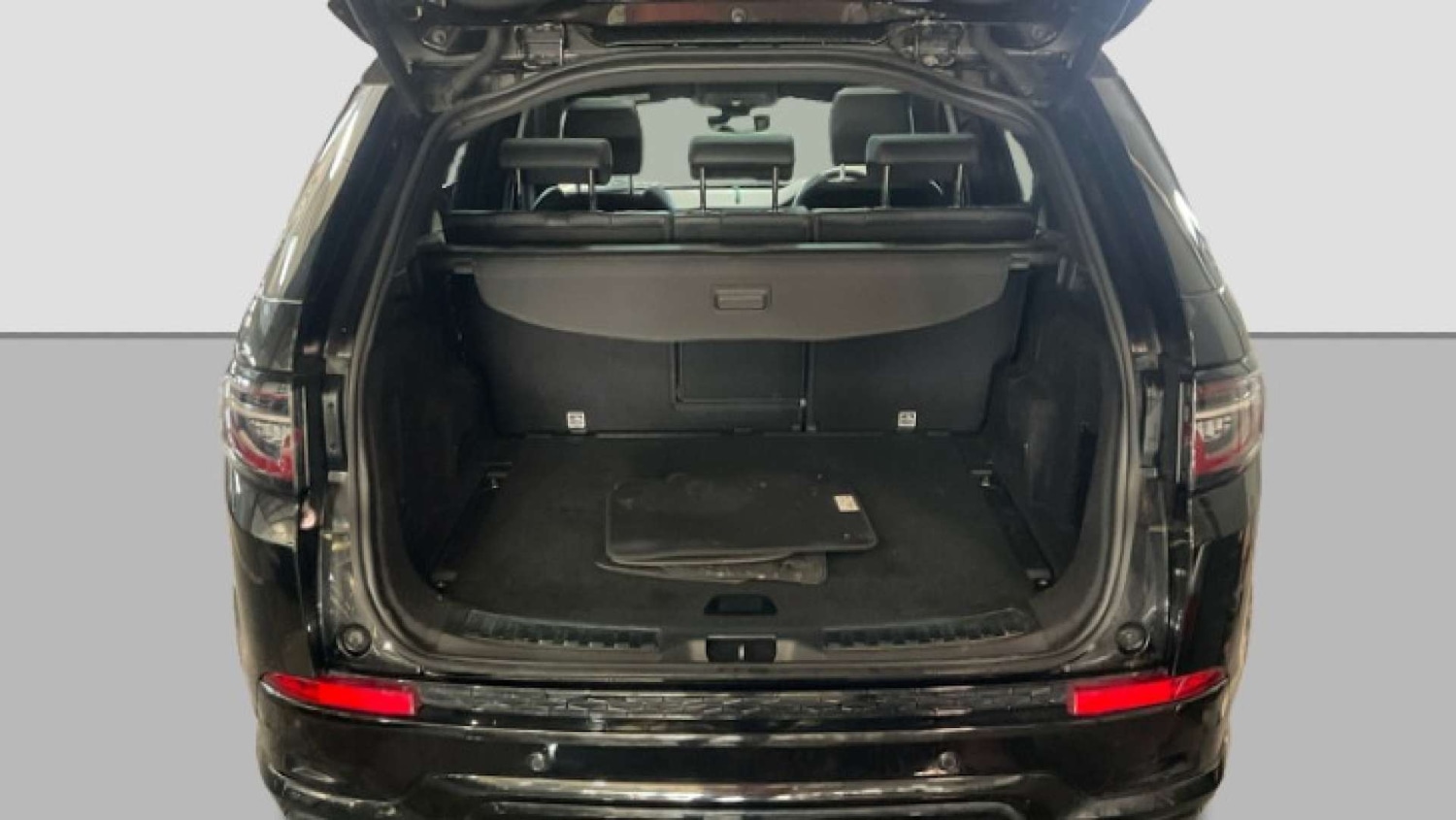 Used Land Rover Discovery Sport 2021 for sale - 76762566: Photo 10