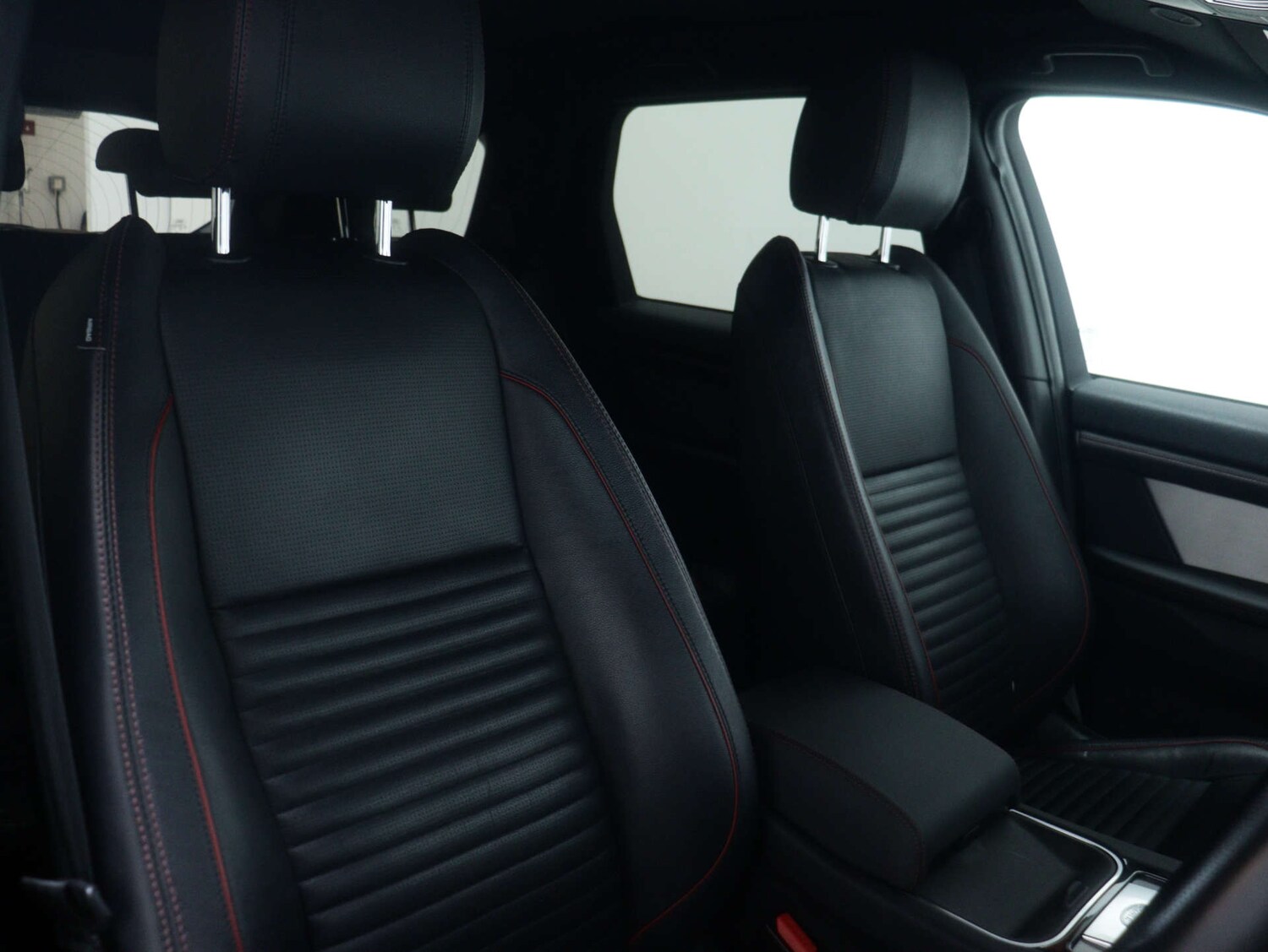 Used Land Rover Discovery Sport 2021 for sale - 76762566: Photo 44