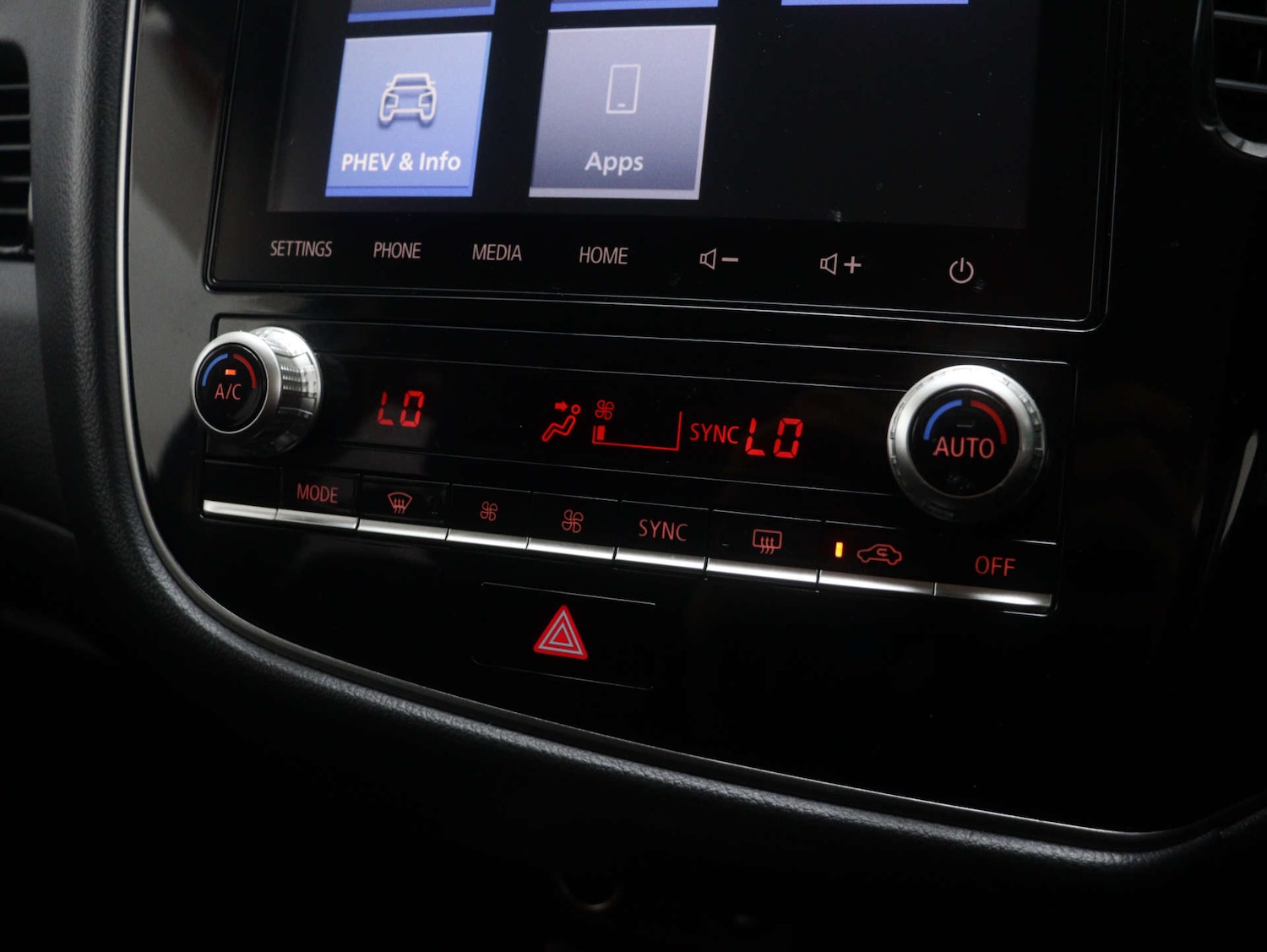 Used Mitsubishi Outlander 2020 for sale - 76393357: Photo 28