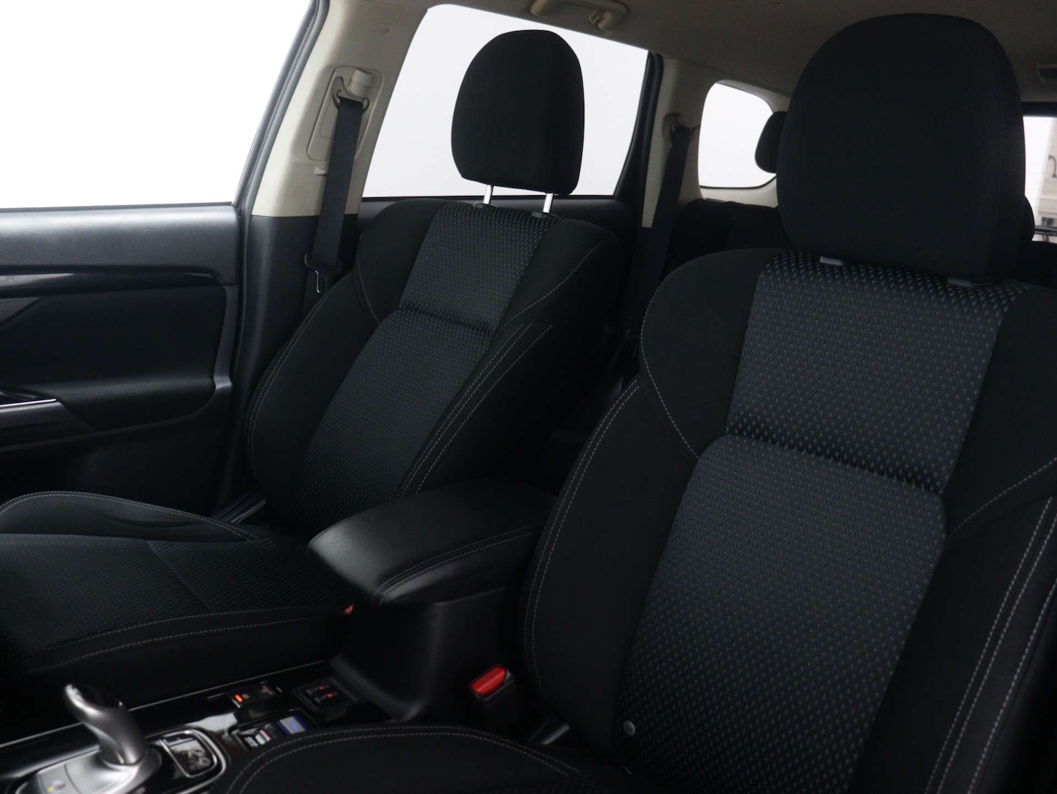 Used Mitsubishi Outlander 2020 for sale - 76393357: Photo 48