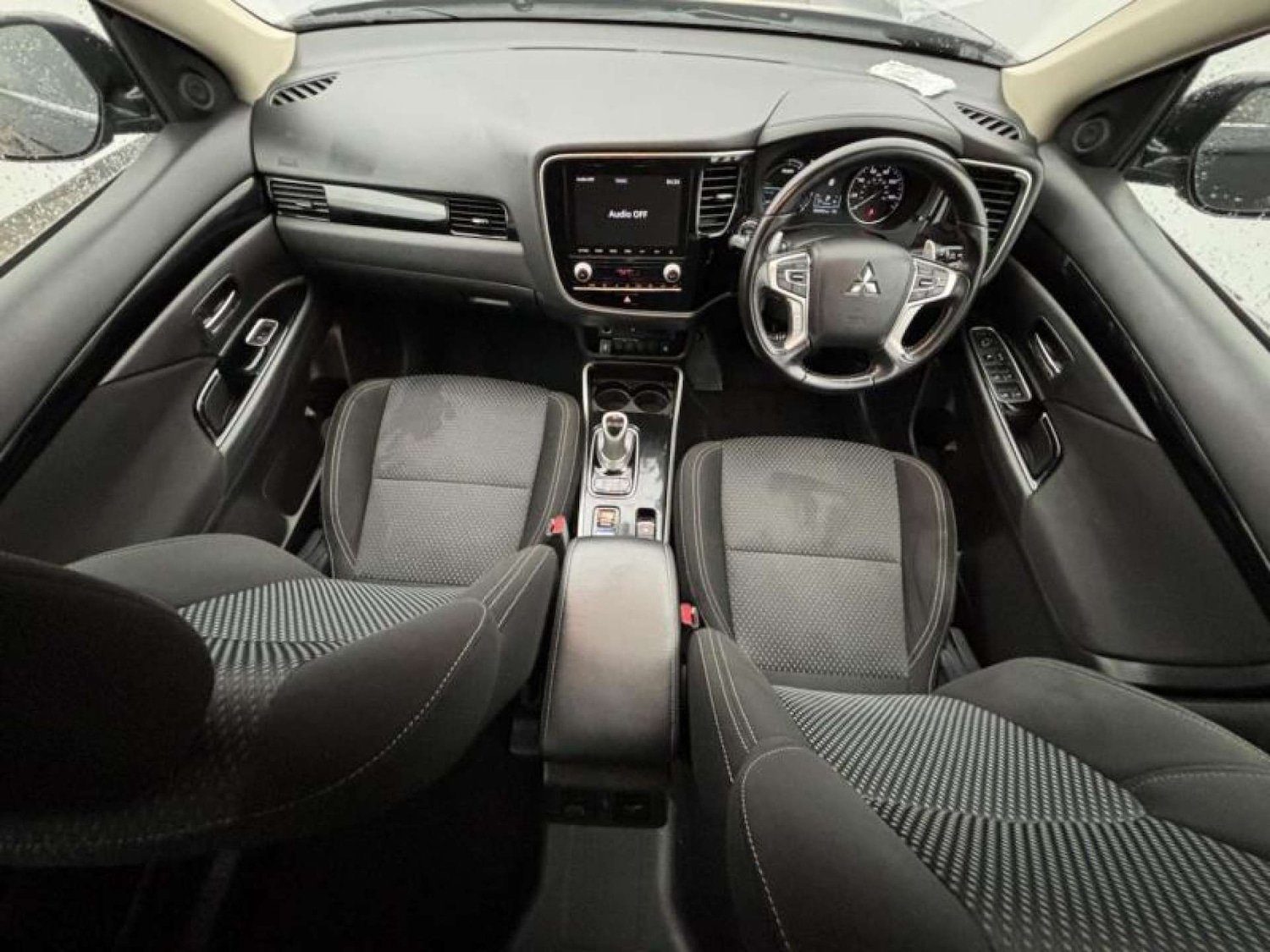 Used Mitsubishi Outlander 2020 for sale - 76393357: Photo 7