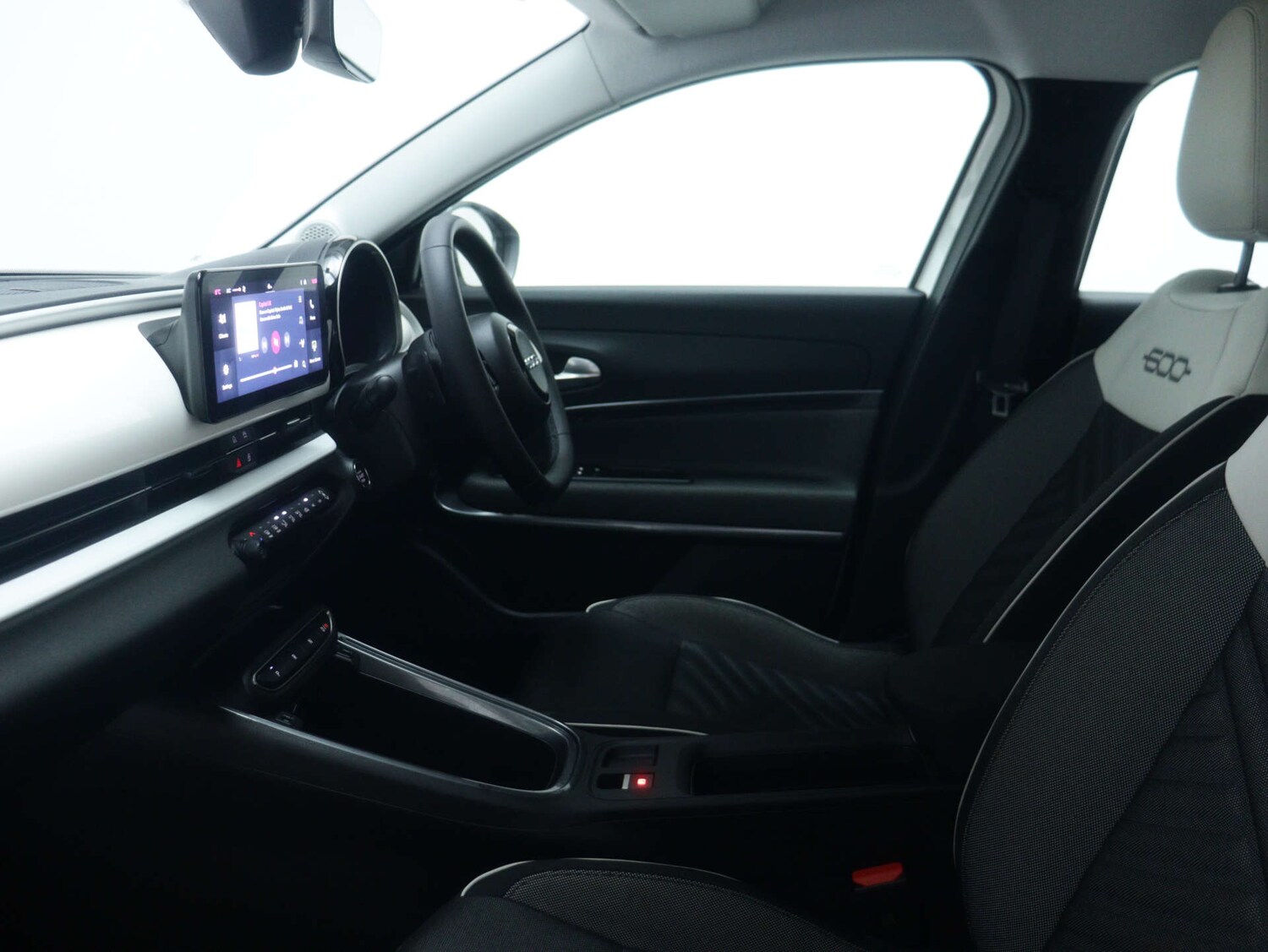 Used Fiat 600 2024 for sale - 77328613: Photo 39