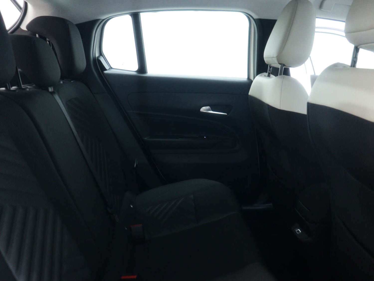 Used Fiat 600 2024 for sale - 77328613: Photo 44