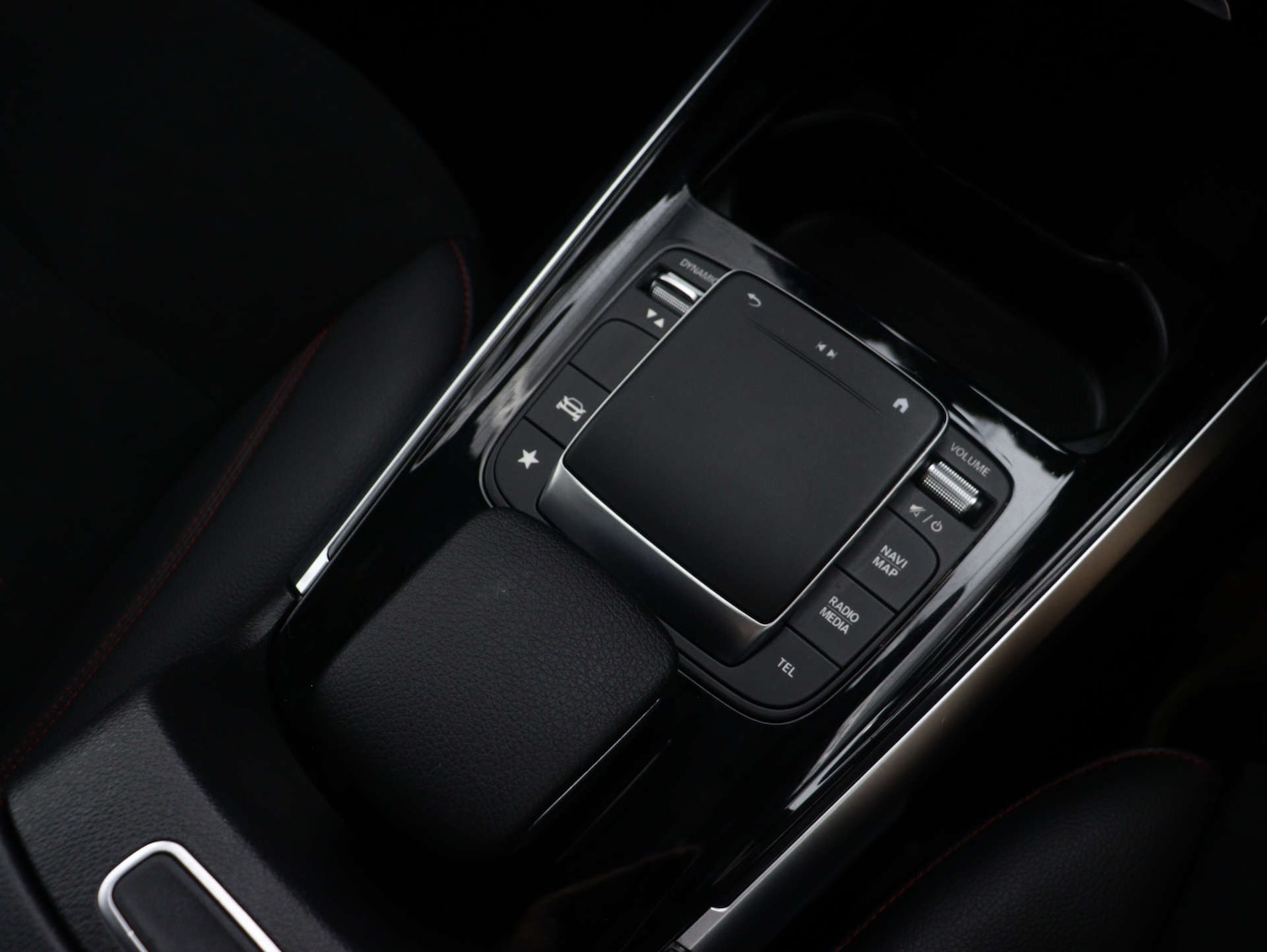 Used Mercedes-Benz GLB 2022 for sale - 75628505: Photo 30