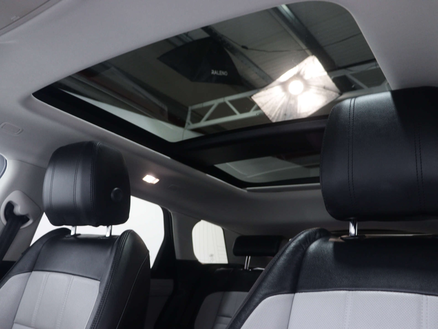 Used Land Rover Range Rover Evoque 2020 for sale - 76100793: Photo 51