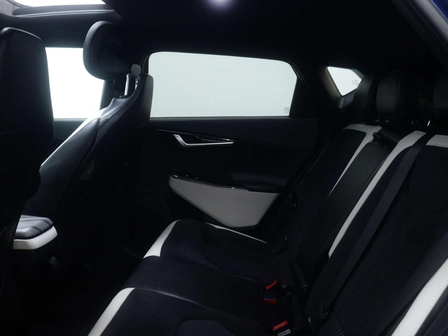 Used Kia EV6 2021 for sale - 76628221: Photo 55