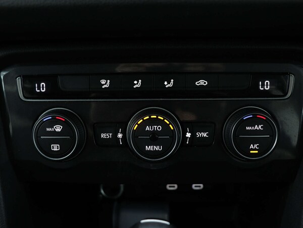 Used Volkswagen Tiguan 2021 for sale - 74501374: Photo 30