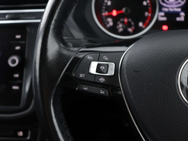 Used Volkswagen Tiguan 2021 for sale - 74501374: Photo 35