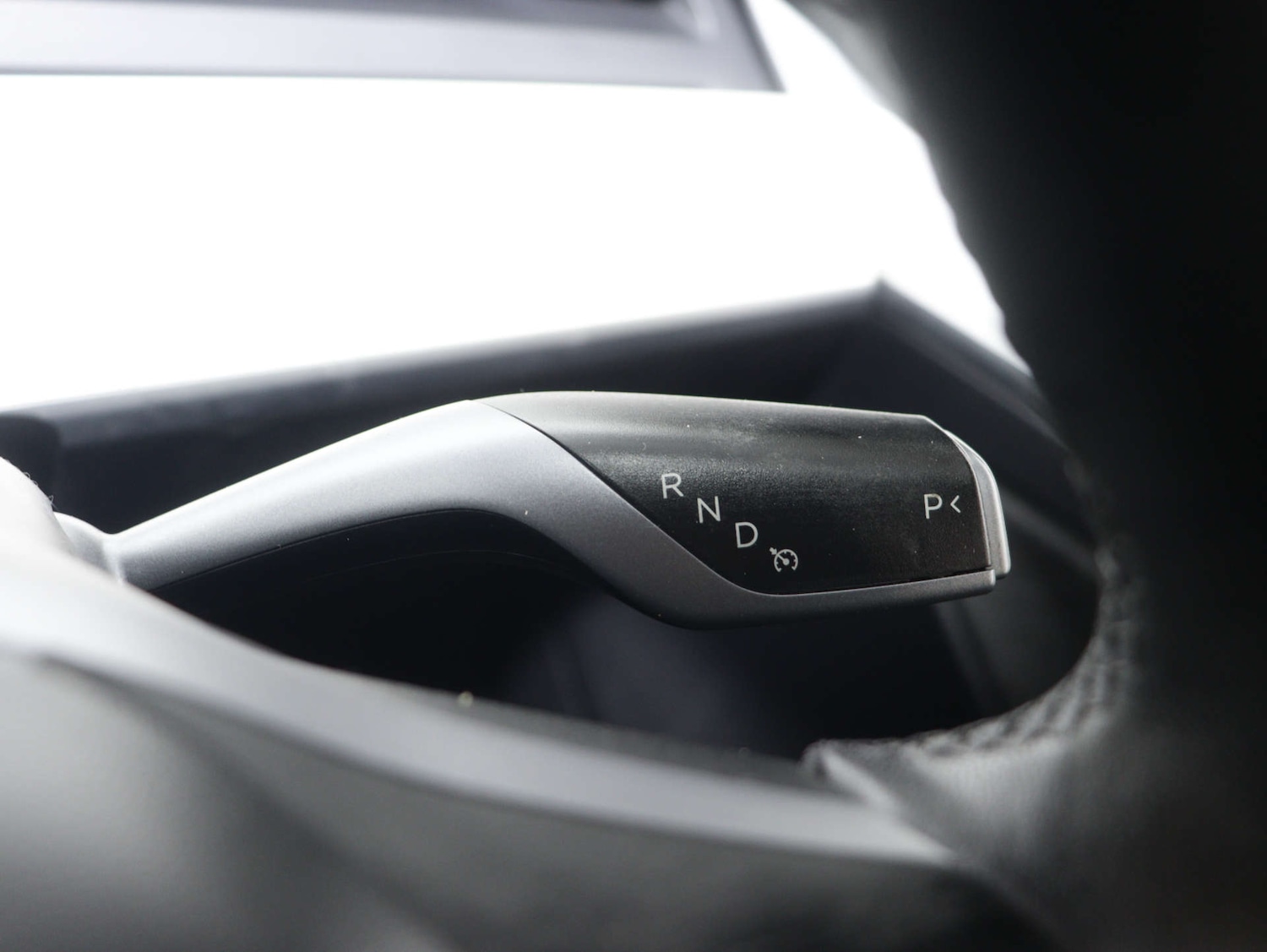 Used Tesla Model 3 2021 for sale - 76100794: Photo 26