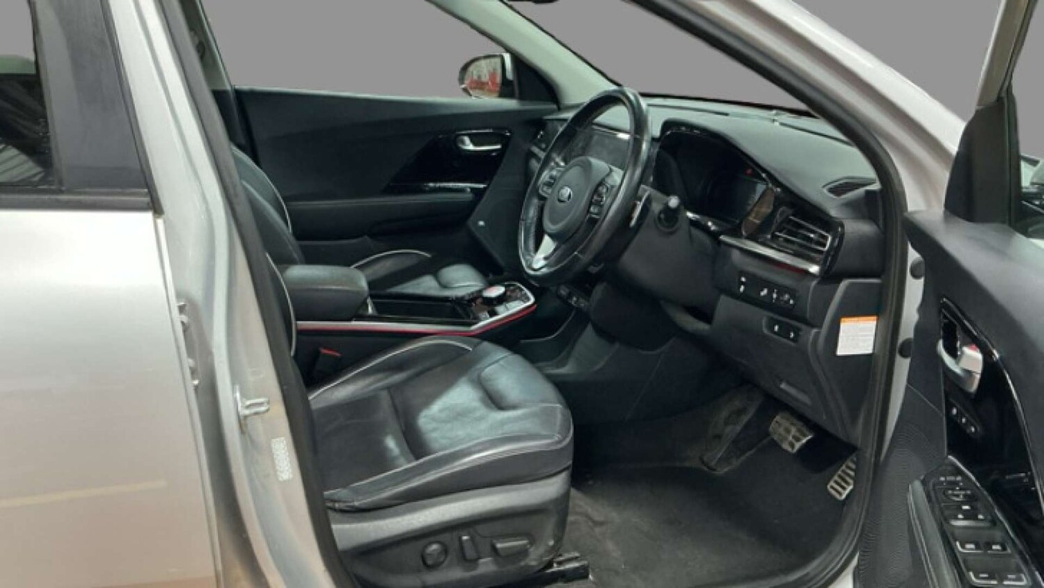 Used Kia Niro 2021 for sale - 76830874: Photo 11