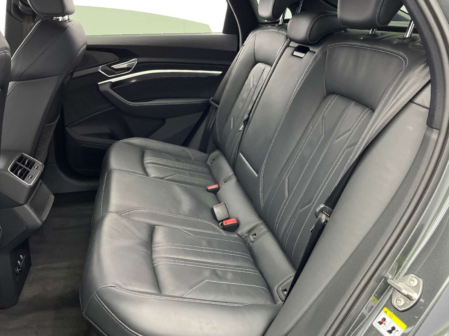 Used Audi e-tron 2022 for sale - 76905289: Photo 11