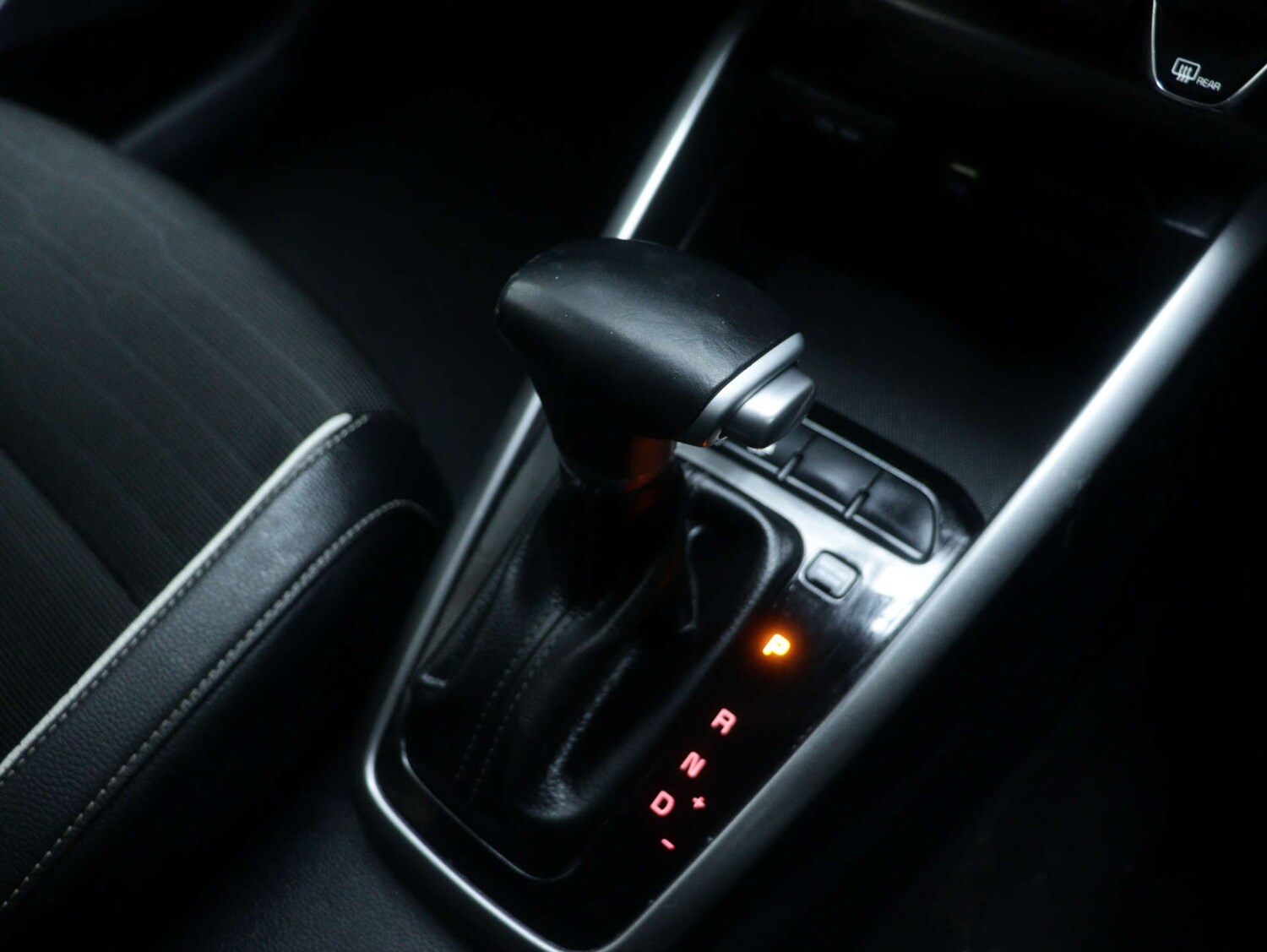 Used Kia Stonic 2022 for sale - 76762568: Photo 34