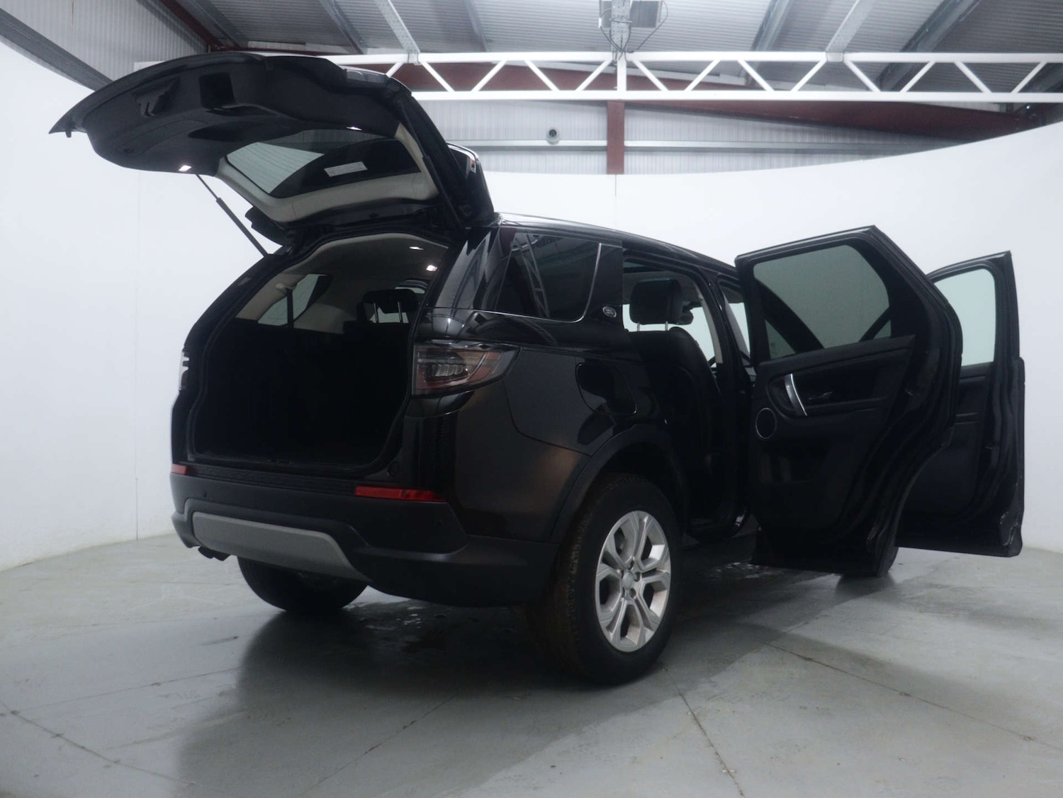 Used Land Rover Discovery Sport 2019 for sale - 77406079: Photo 57