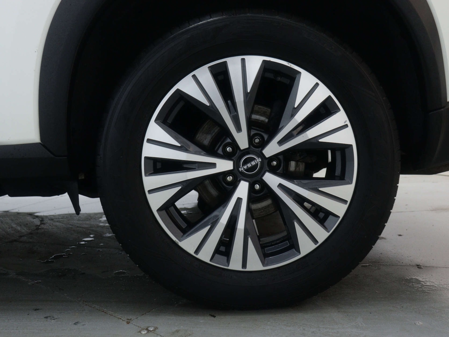 Used Nissan X-Trail 2023 for sale - 76894432: Photo 15