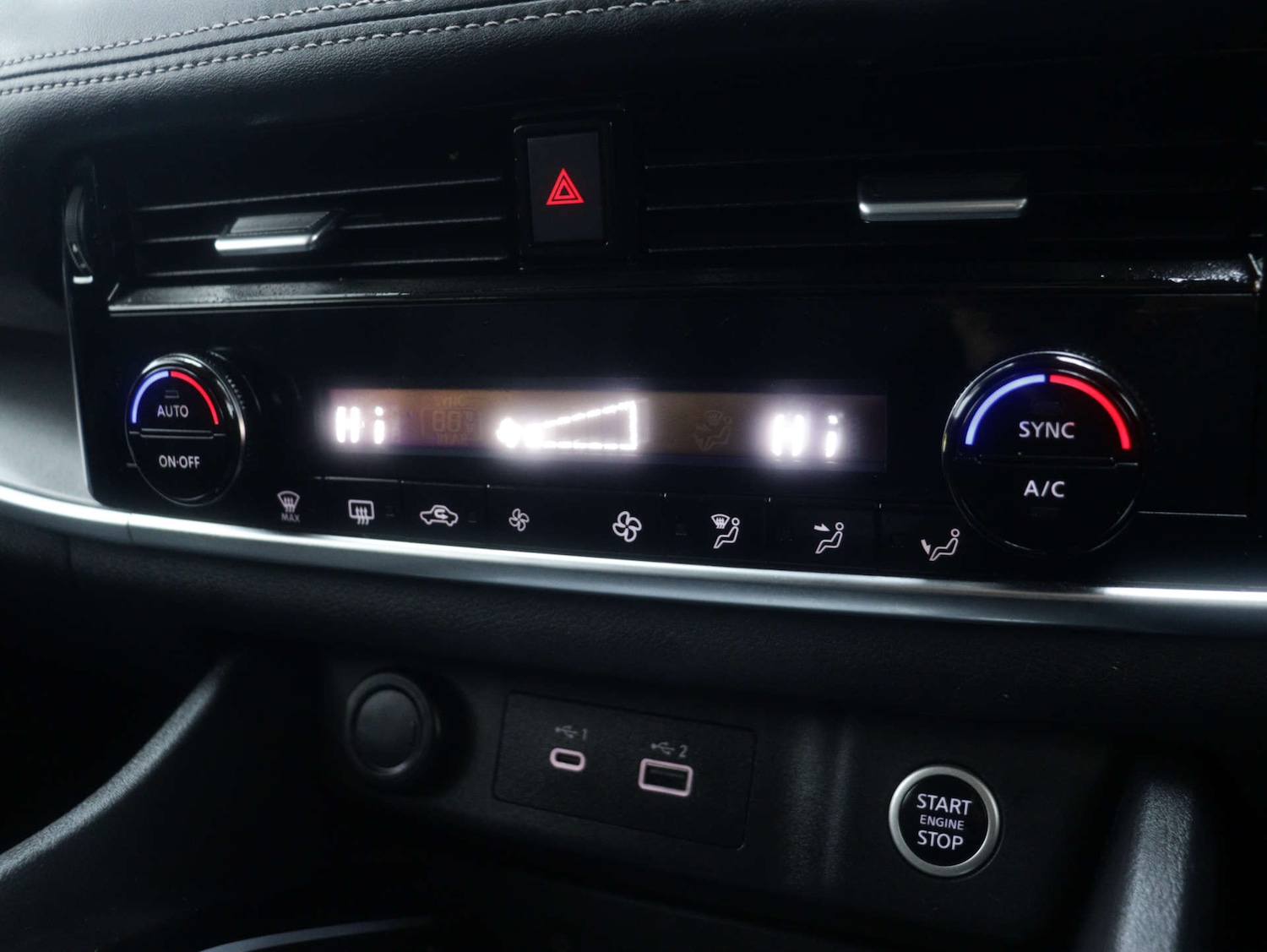 Used Nissan X-Trail 2023 for sale - 76894432: Photo 30