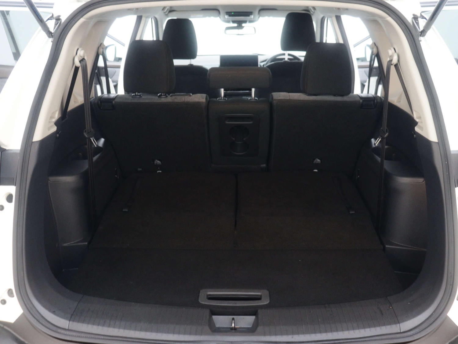 Used Nissan X-Trail 2023 for sale - 76894432: Photo 54