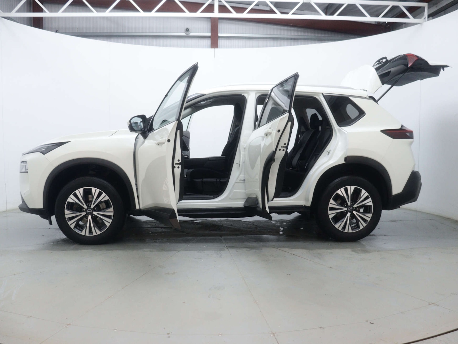 Used Nissan X-Trail 2023 for sale - 76894432: Photo 58
