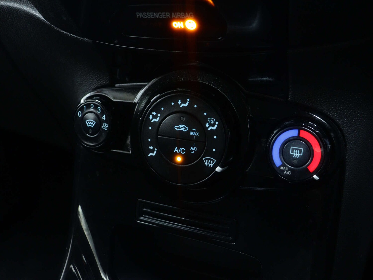 Used Ford Fiesta 2016 for sale - 77492489: Photo 25