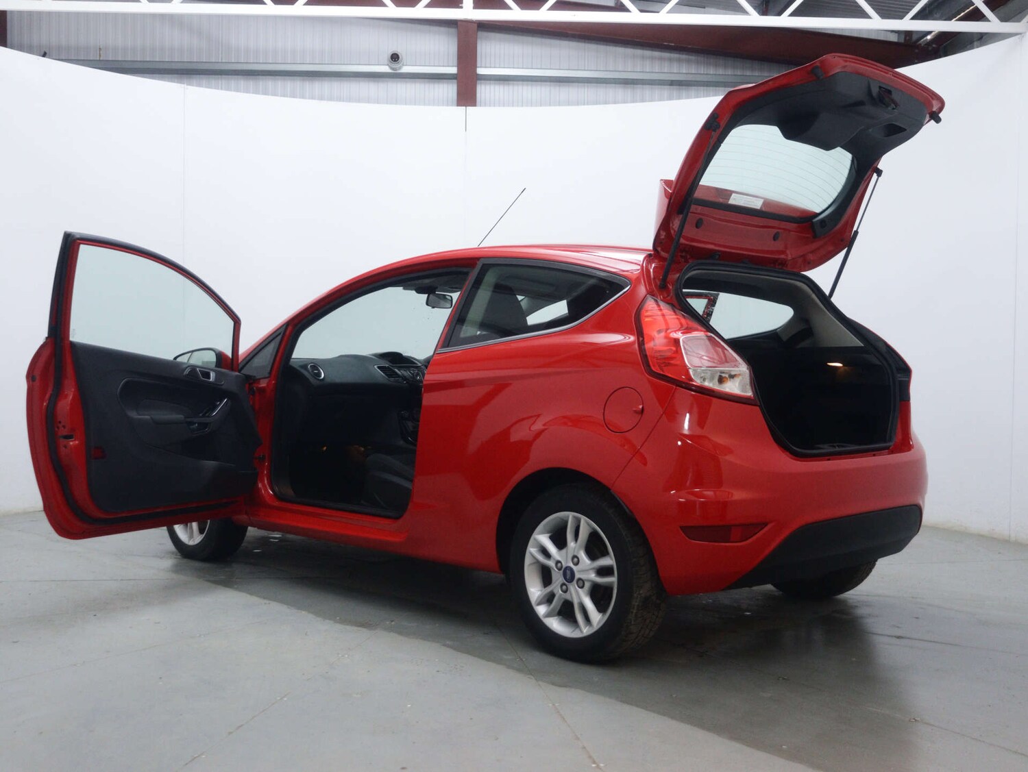 Used Ford Fiesta 2016 for sale - 77492489: Photo 48