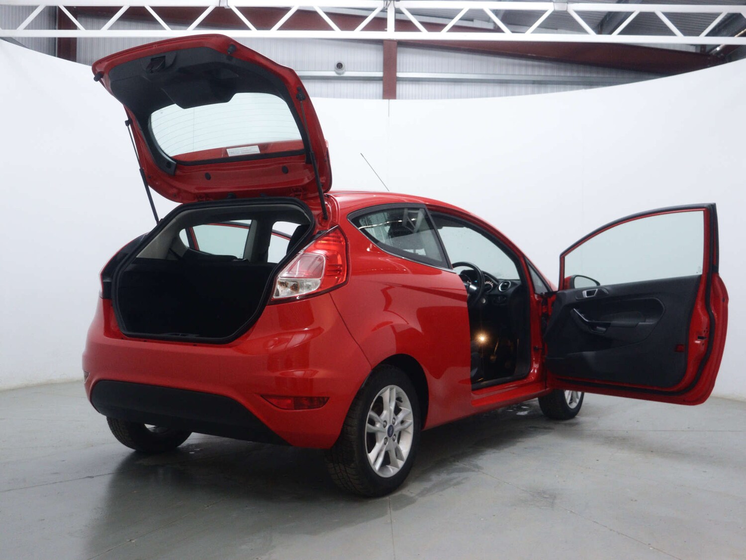 Used Ford Fiesta 2016 for sale - 77492489: Photo 50