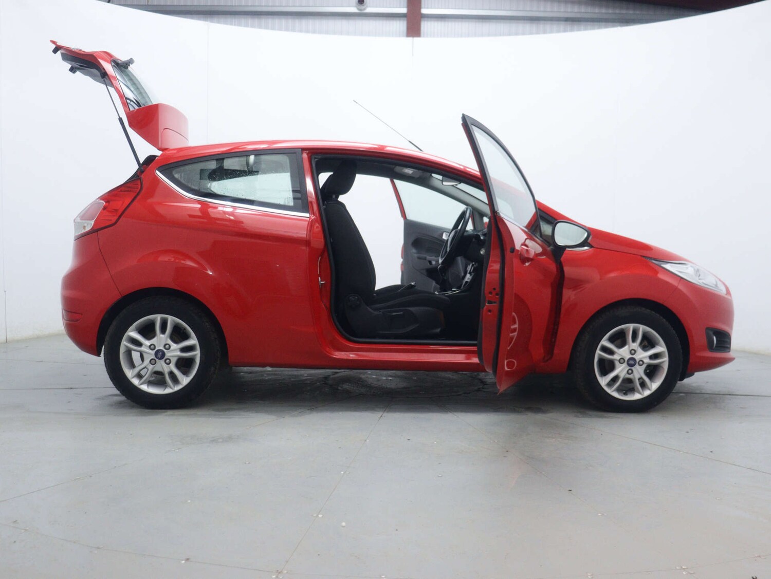 Used Ford Fiesta 2016 for sale - 77492489: Photo 51