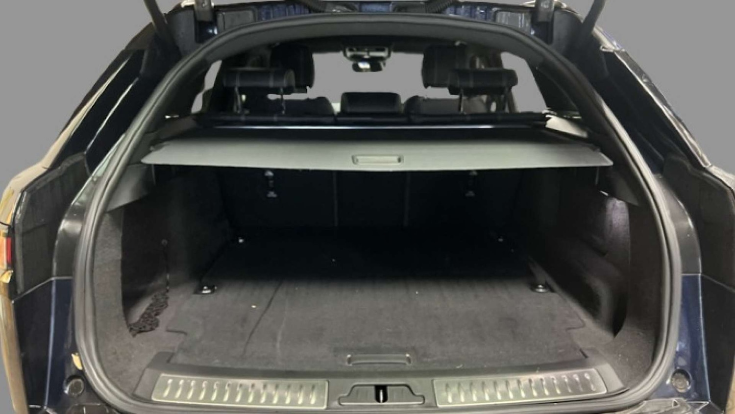 Used Land Rover Range Rover Velar 2021 for sale - 76157418: Photo 13
