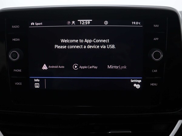 Used Volkswagen T-Roc 2022 for sale - 75144945: Photo 23