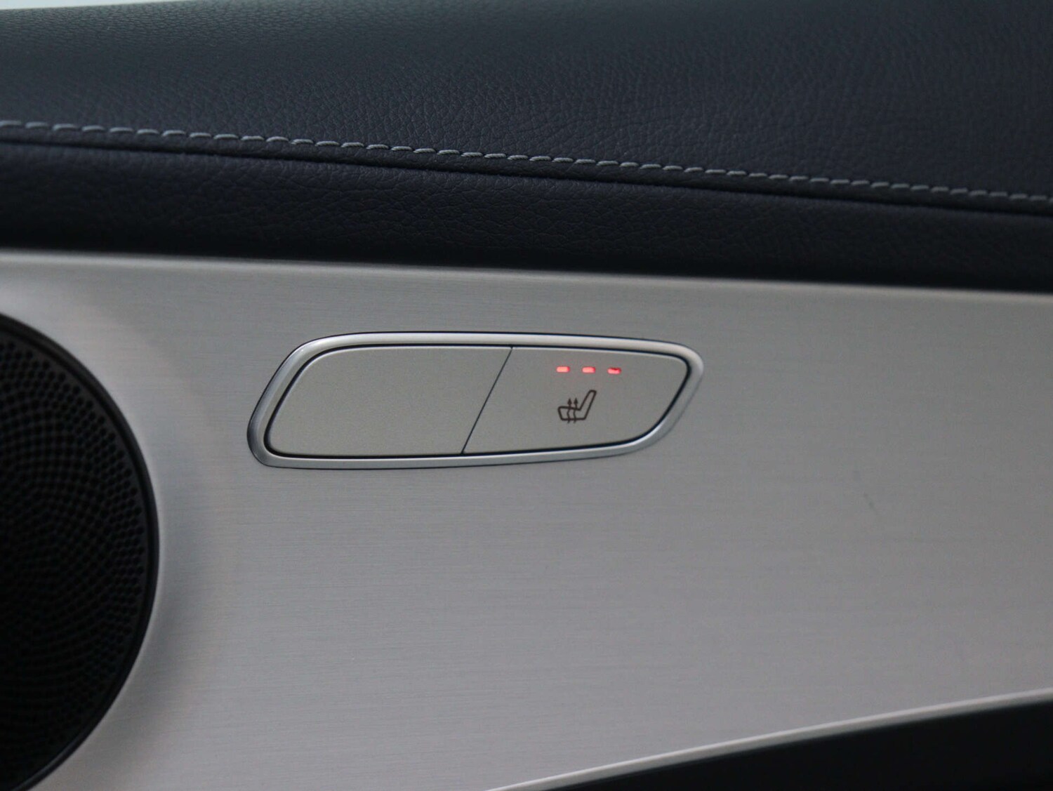 Used Mercedes-Benz GLC 2021 for sale - 76565673: Photo 40