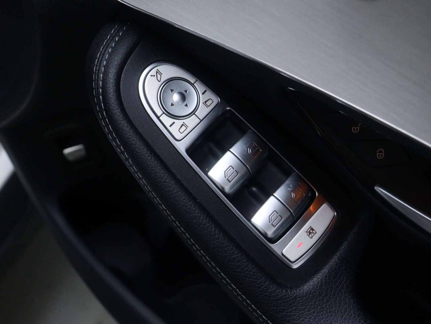 Used Mercedes-Benz GLC 2021 for sale - 76565673: Photo 41