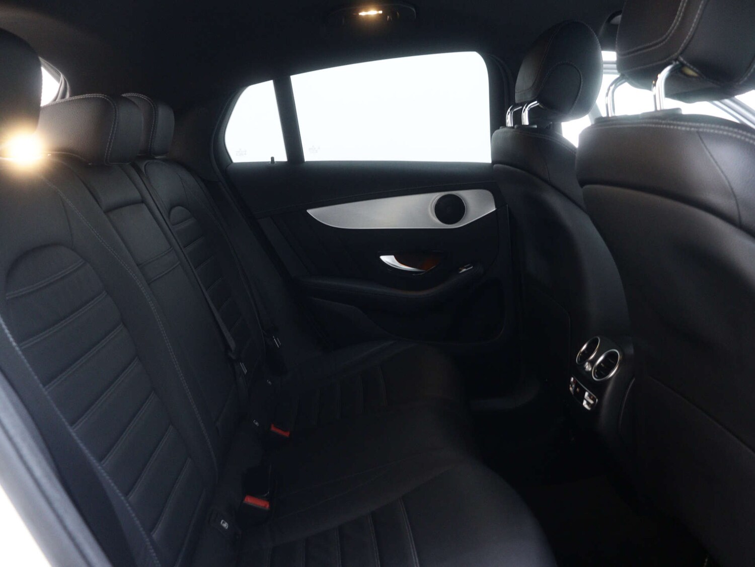 Used Mercedes-Benz GLC 2021 for sale - 76565673: Photo 53