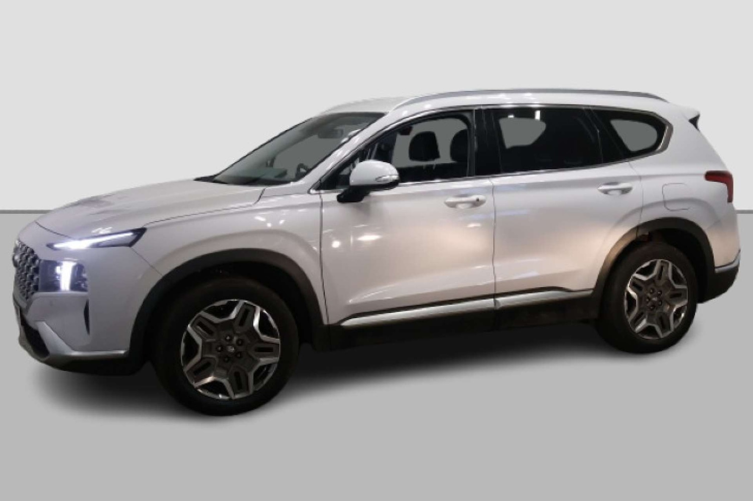 Used Hyundai Santa Fe 2023 for sale - 77170330: Photo 8