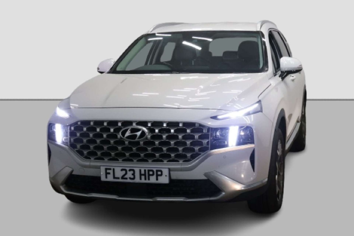 Used Hyundai Santa Fe 2023 for sale - 77170330: Photo 9