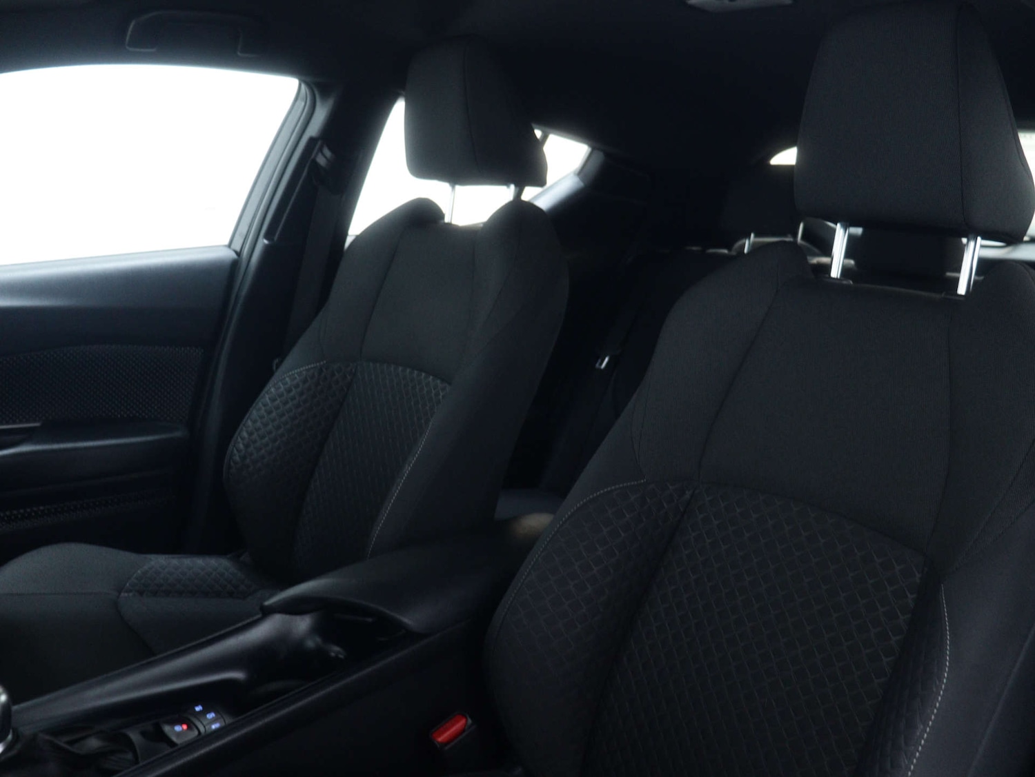 Used Toyota C-HR 2021 for sale - 76894443: Photo 42