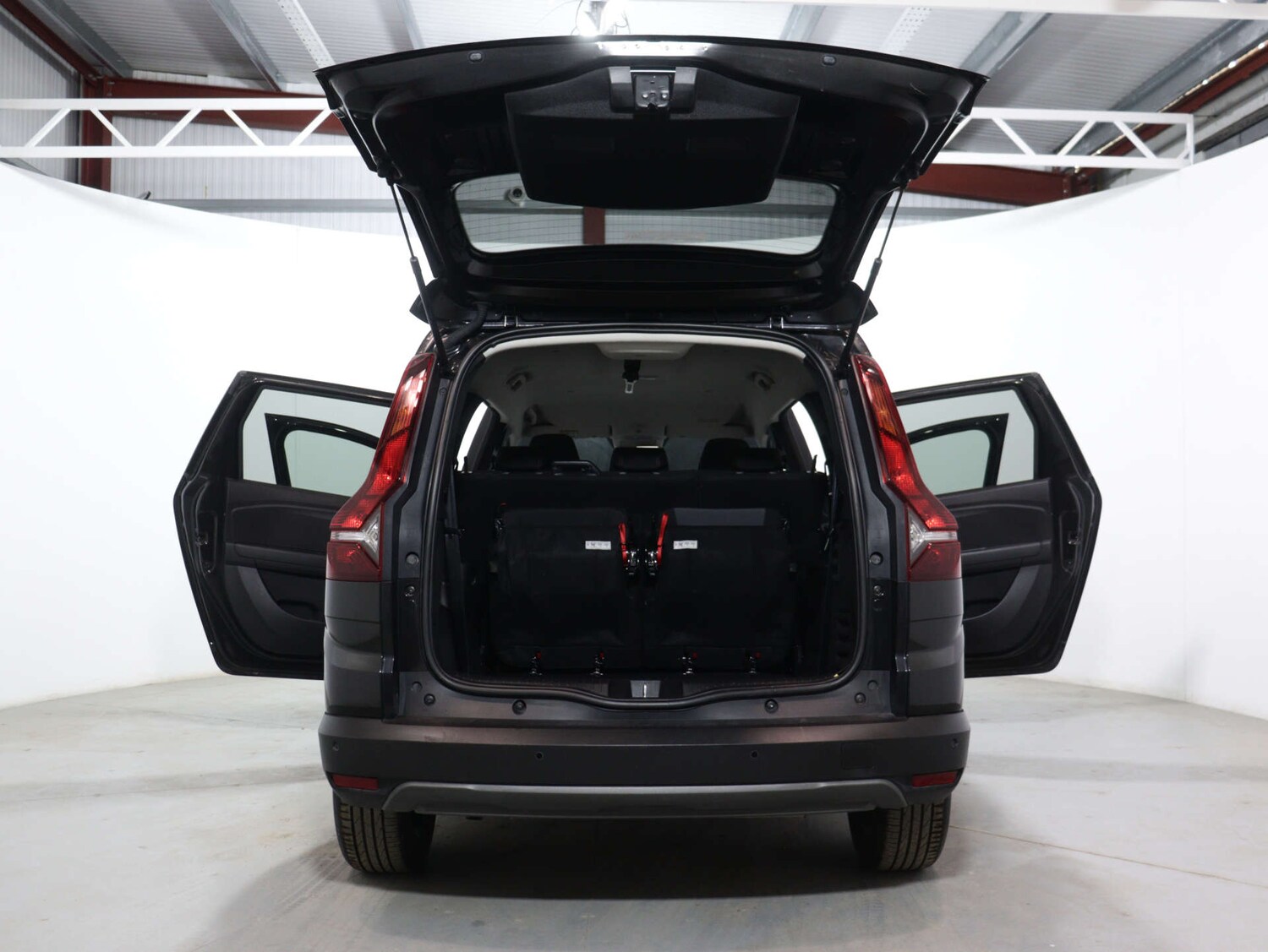 Used Dacia Jogger 2024 for sale - 75893602: Photo 45