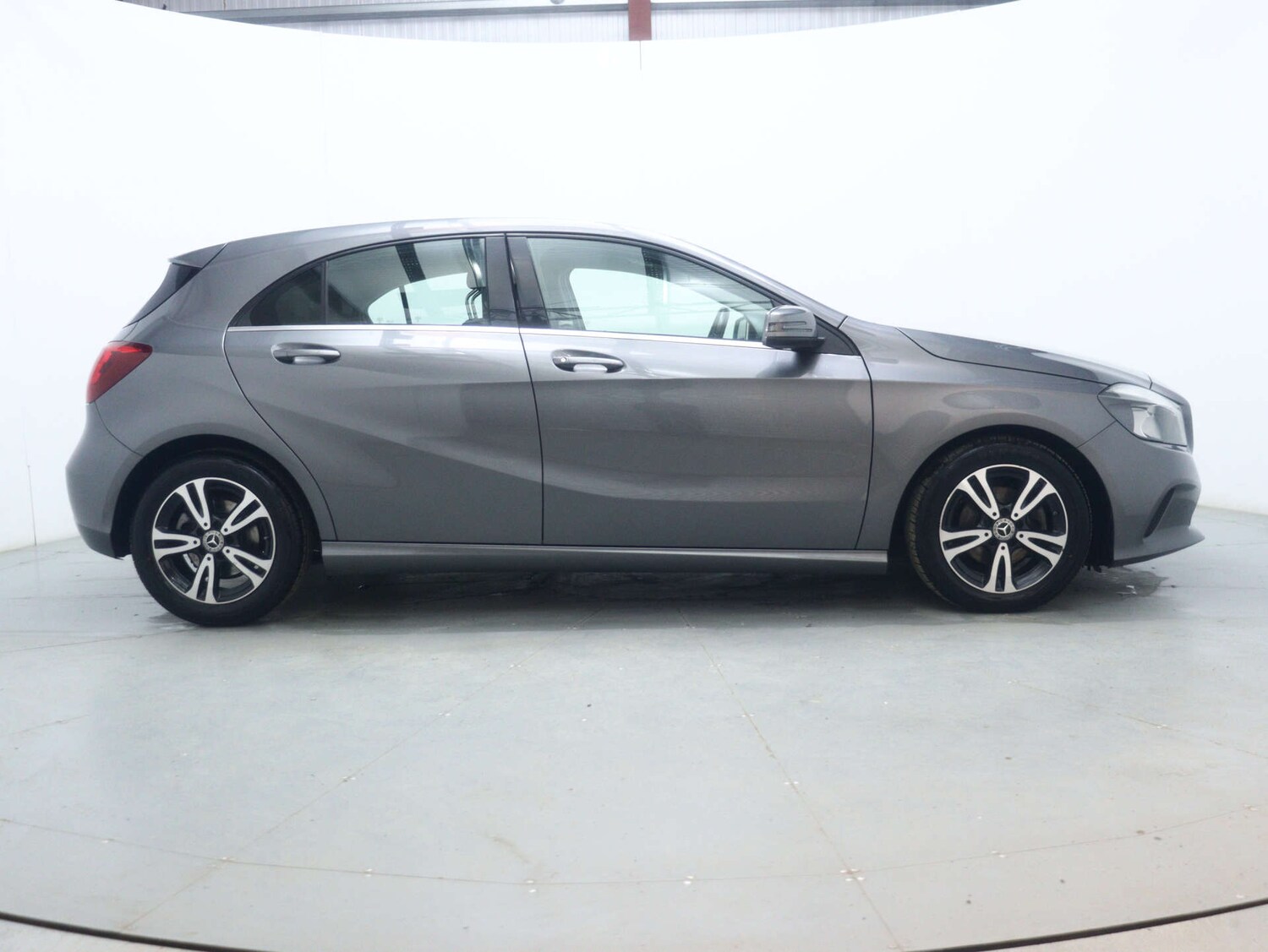 Used Mercedes-Benz A-Class 2017 for sale - 77877243: Photo 12