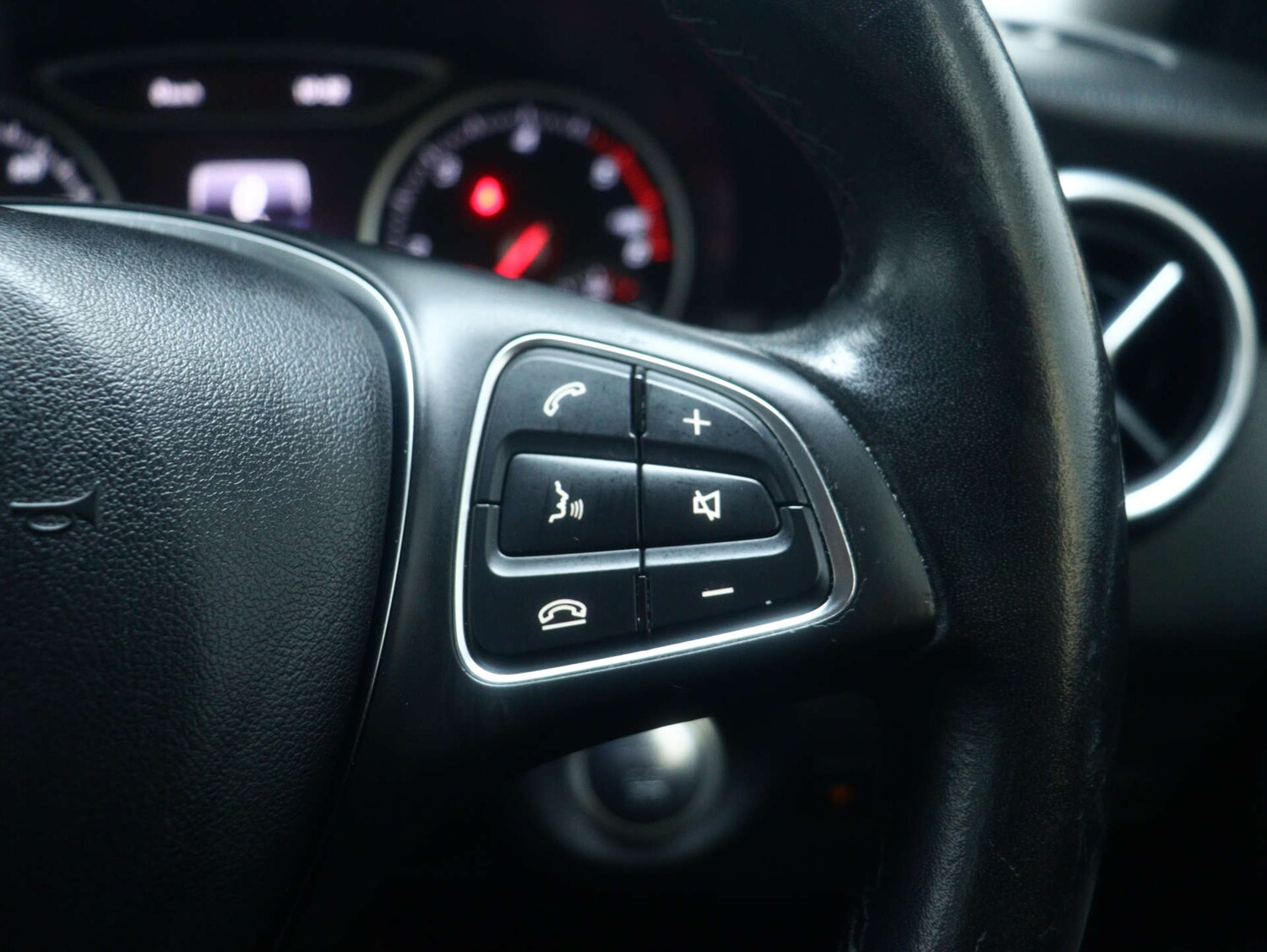 Used Mercedes-Benz A-Class 2017 for sale - 77877243: Photo 37