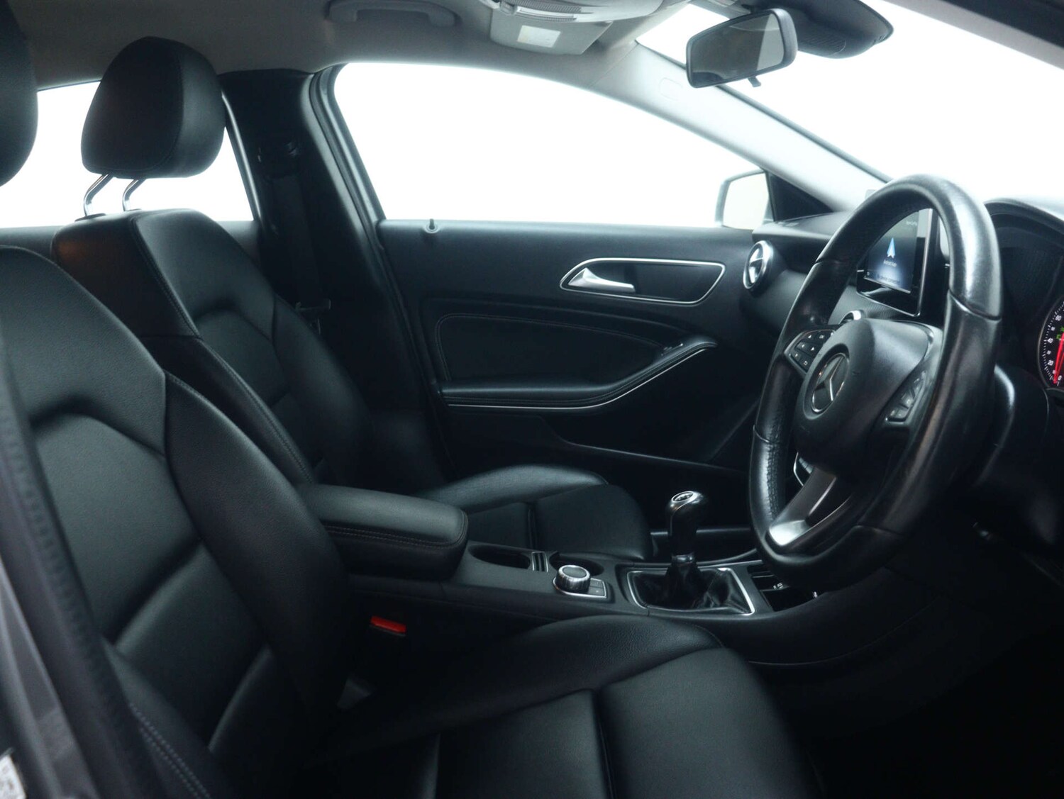 Used Mercedes-Benz A-Class 2017 for sale - 77877243: Photo 42