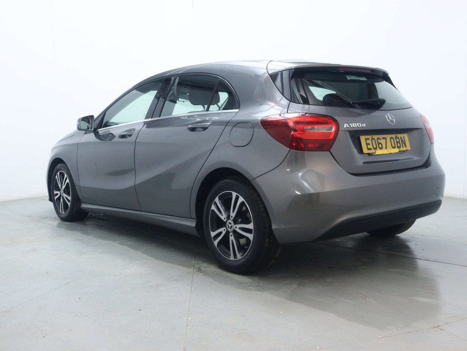 Used Mercedes-Benz A-Class 2017 for sale - 77877243: Photo 9