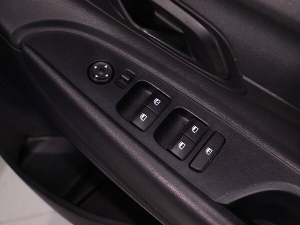 Used Hyundai i20 2022 for sale - 73567879: Photo 30